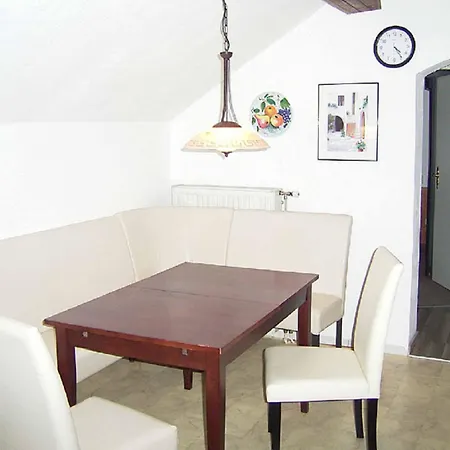 Naturfreundepension Hagenberger Fuer Erwachsene Guest house